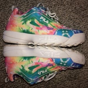 Fila tie dye women’s Disruptor 2 tennis shoes